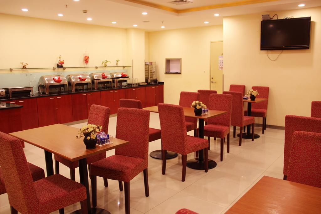 Hanting Express Shanghai Songjiang North Renmin Road Exterior foto